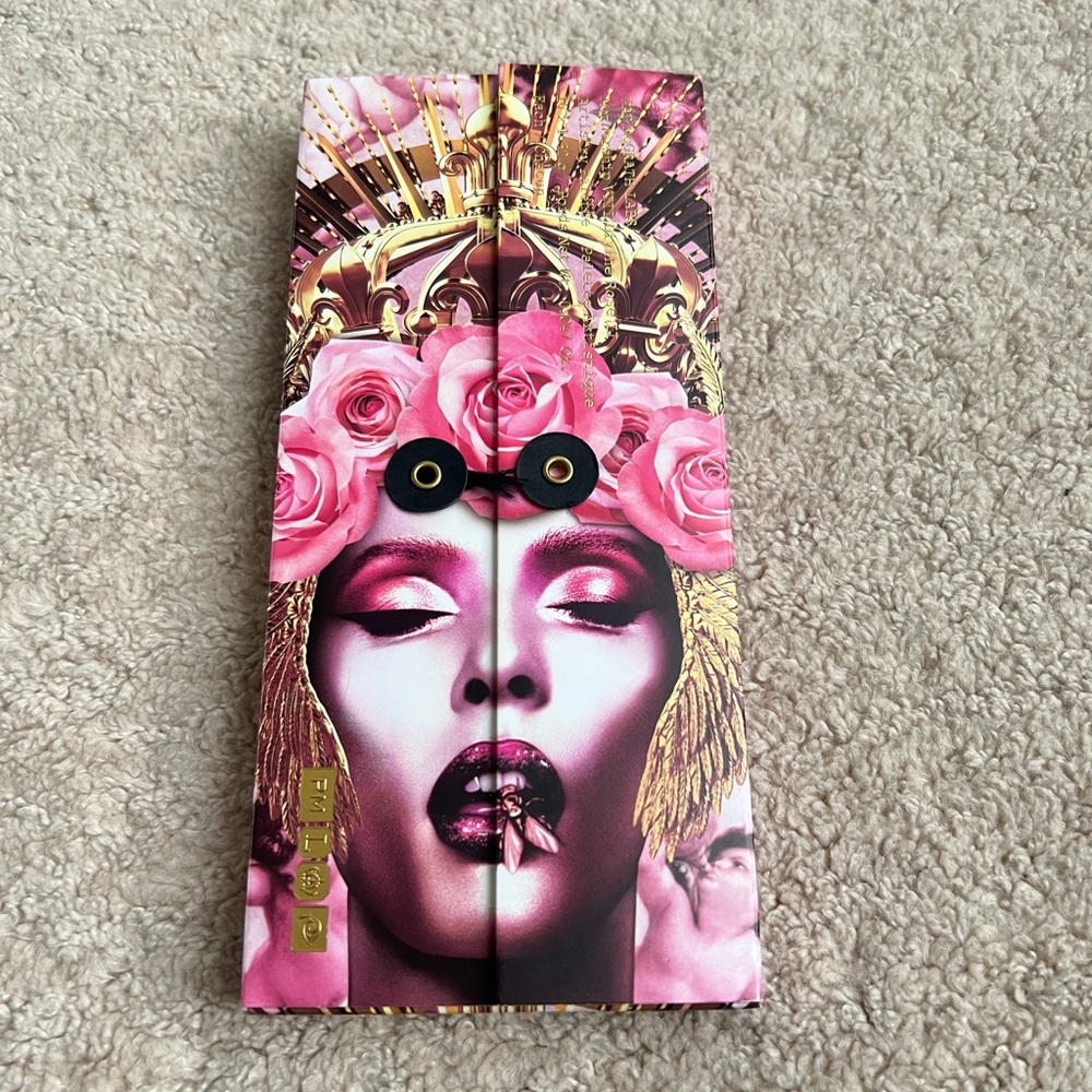 Brand New Pat McGrath Glamorous Pink and Gold Palette